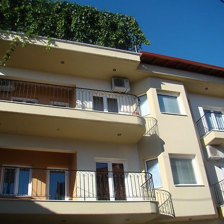 لِتوخورو Guesthouse Nefeli المظهر الخارجي الصورة