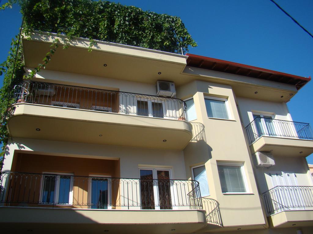 لِتوخورو Guesthouse Nefeli المظهر الخارجي الصورة